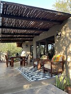 iKhaya LamaDube Game Lodge