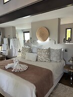 iKhaya LamaDube Game Lodge