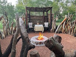 iKhaya LamaDube Game Lodge