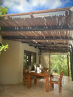 iKhaya LamaDube Game Lodge