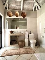 iKhaya LamaDube Game Lodge