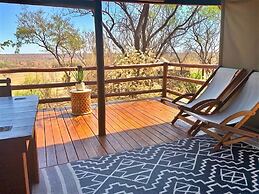 iKhaya LamaDube Game Lodge