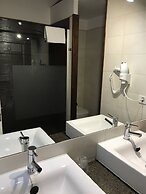 Aparthotel Tres Quiñones