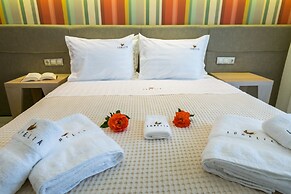 Lobelia Luxury Suites