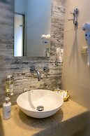 Lobelia Luxury Suites