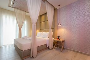 Lobelia Luxury Suites