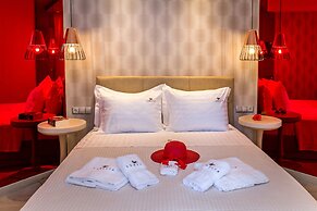 Lobelia Luxury Suites