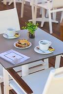 Lobelia Luxury Suites