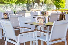 Lobelia Luxury Suites