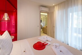 Lobelia Luxury Suites