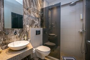 Lobelia Luxury Suites