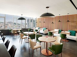 Novotel Ambassador Seoul Dongdaemun Hotels & Residences