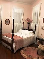 Riverboat Bed & Breakfast