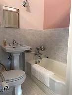 Riverboat Bed & Breakfast