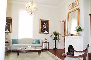 Riverboat Bed & Breakfast