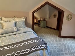 Hogan House at Rose Hill B&B