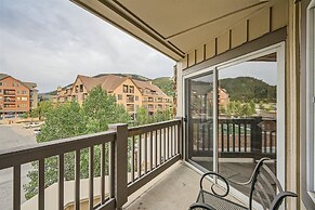 8619 Expedition Station 2 Bedroom Condo by RedAwning