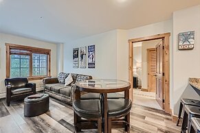 8619 Expedition Station 2 Bedroom Condo by RedAwning