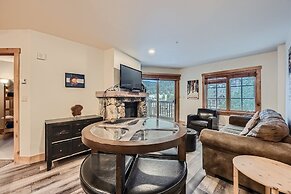 8619 Expedition Station 2 Bedroom Condo by RedAwning