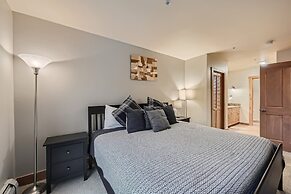 8619 Expedition Station 2 Bedroom Condo by RedAwning