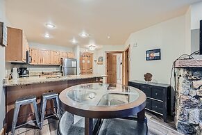 8619 Expedition Station 2 Bedroom Condo by RedAwning