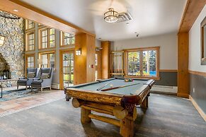 8577 Expedition Station 3 Bedroom Condo by RedAwning