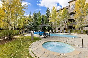 8577 Expedition Station 3 Bedroom Condo by RedAwning