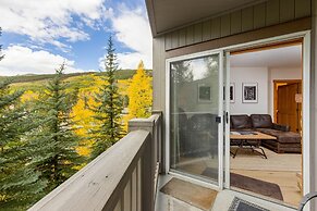 8577 Expedition Station 3 Bedroom Condo by RedAwning