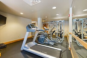 8577 Expedition Station 3 Bedroom Condo by RedAwning