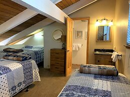 1 Bedroom Standard Condos