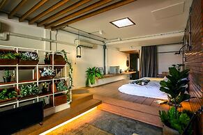 Siam Nitra Boutique Hotel