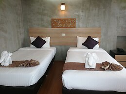 Narai Iyara Palace Lopburi