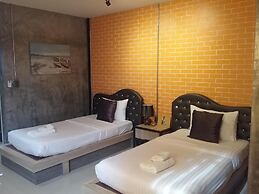 Green House Neo-Resotel - Hostel