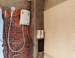 Green House Neo-Resotel - Hostel