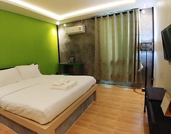 Green House Neo-Resotel - Hostel