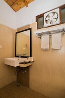 Bhikampur Lodge By Howard