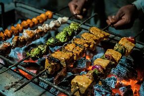 Bhikampur Lodge By Howard