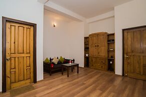 Bhikampur Lodge By Howard