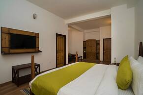 Bhikampur Lodge By Howard