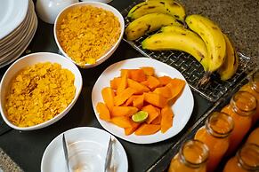 Bhikampur Lodge By Howard