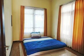 Green Surabaya Homey