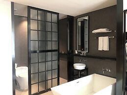 Yeoubi Hotel
