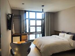 Yeoubi Hotel