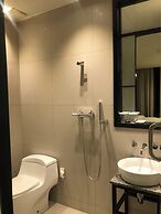 Yeoubi Hotel