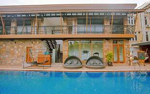 Mandalay Lodge Hotel