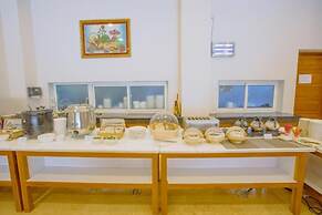 Mandalay Lodge Hotel