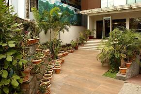 Hotel SJ International