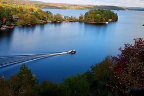 Red Maple inn and suites