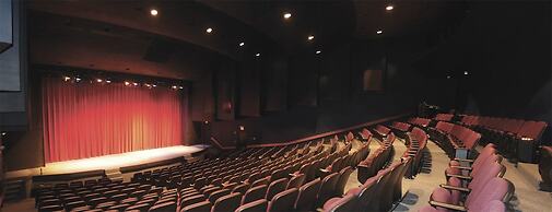 Red Maple inn and suites