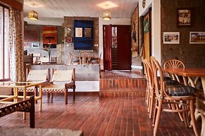 Villa Rock Stop Falls